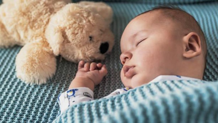 20 Rangkaian Nama Bayi Laki-Laki Unik untuk Calon Buah Hati Bunda Mencari nama yang tepat untuk Si Kecil memang tidak mudah ya Bun. Berikut ini adalah rangkaian nama yang bisa menjadi pilihan terbaik Bunda. Yuk di cek Bun.