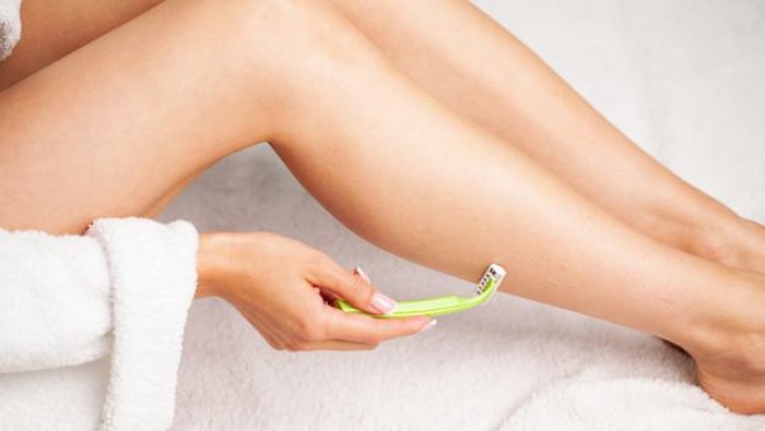 5 Tips untuk Mencegah dan Merawat Rambut yang Tumbuh ke Dalam