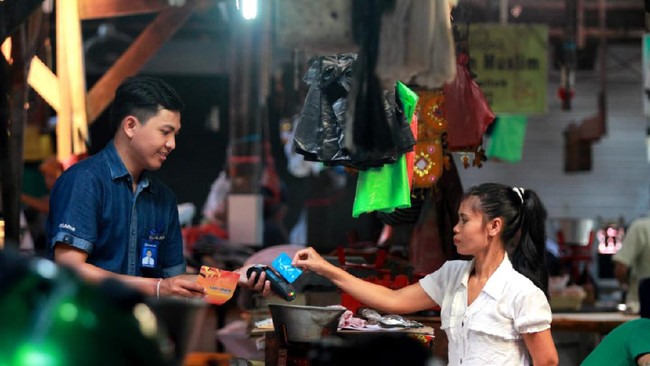BRI berkolaborasi dengan sejumlah stakeholder dalam mensosialisasikan PP Nomor 7/2021 yang memberi kemudahan dan berbagai fasilitas buat pelaku UMKM.
