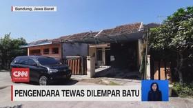 VIDDEO: Pengendara Tewas Dilempar Batu