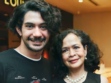 Terpopuler: Reaksi Ibunda Saat Reza Rahadian Mualaf - Cara Menyimpan Bawang