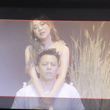 Ramai Video BCL Peluk Ariel NOAH, Denny Darko Beberkan Ramalan Cinta