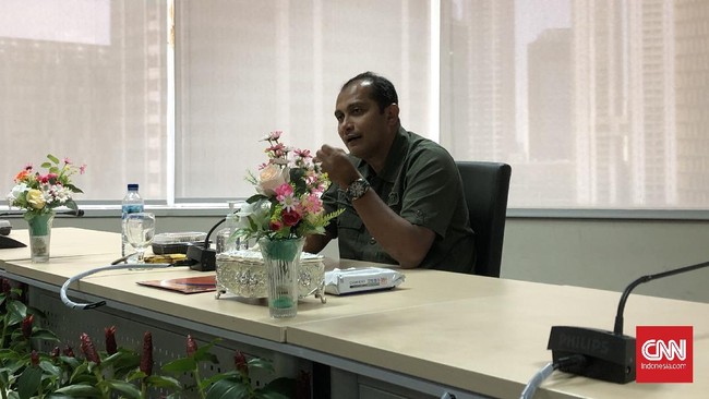 Wamenkumham Edward Omar Sharif menyebut lembaga yang berwenang melayangkan gugatan perdata adalah Kejaksaan Agung selaku pengacara negara.