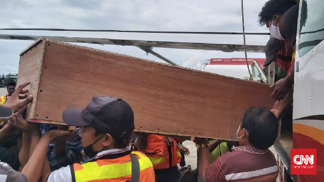 Aparat telah mengevakuasi jenazah warga yang dilaporkan meninggal karena diduga ditembak oleh anggota OPM di Paniai, Papua Tengah.
