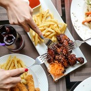Tips Menjaga Berat Badan Agar Ideal Selama Puasa Ramadhan