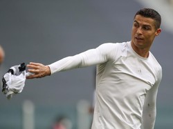 Ronaldo Banting Jersey Saat Juventus Menang, Bukti Selalu Haus Gol!