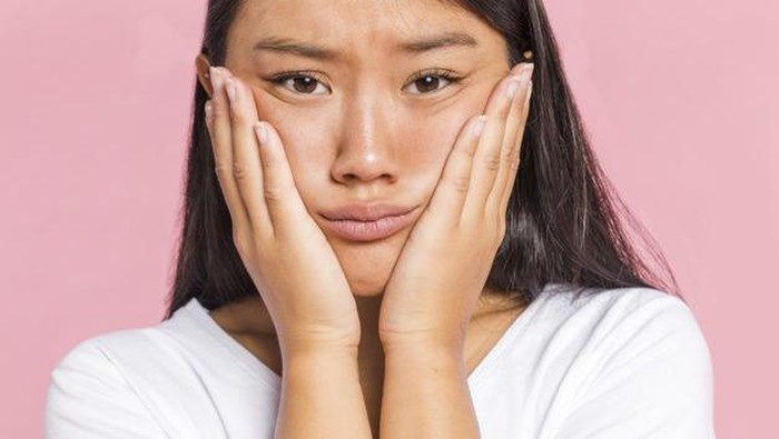 Gak Disangka, 5 Kebiasaan Ini Ternyata Bikin Pori-pori Besar!