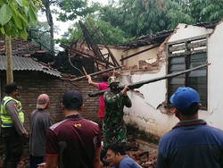 Pemkab Trenggalek dan Petugas Gabungan Sigap Bantu Korban Gempa Malang