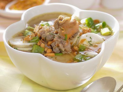 Menu Sahur: Resep Sup Kikil Enak dan Sederhana