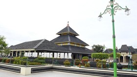 Legenda Pintu Penangkal Petir di Masjid Agung Demak