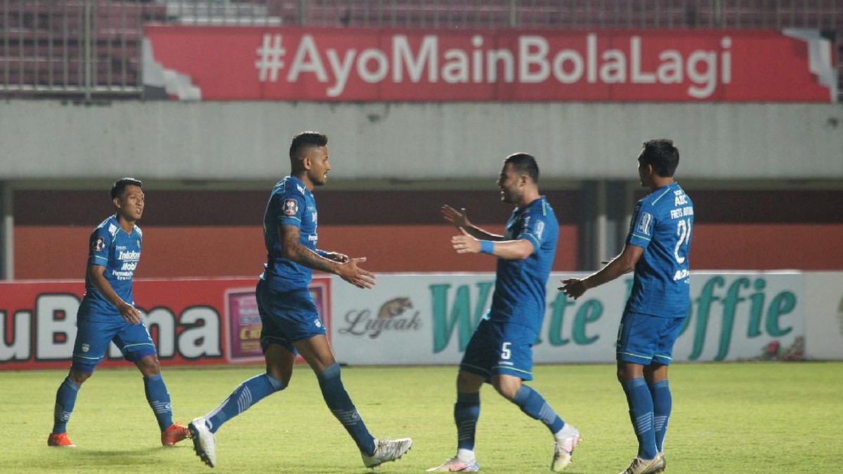 FOTO: Gol Kilat Persib Tekuk Persebaya di Piala Menpora