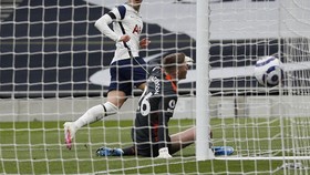 Legenda Manchester United Mengecam Son Heung-min