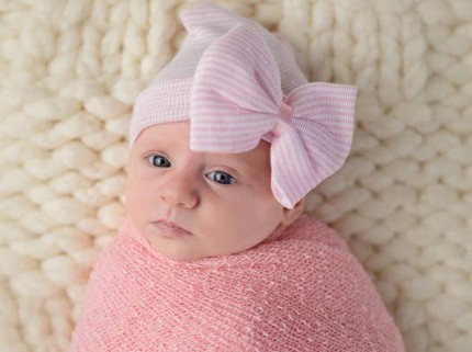 25 Nama Bayi Perempuan Terinspirasi dari Keceriaan Musim Panas