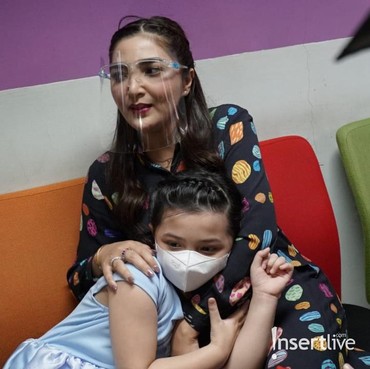 Senang & Bangganya Ashanty Lihat Arsy Berani Tampil di Depan Umum