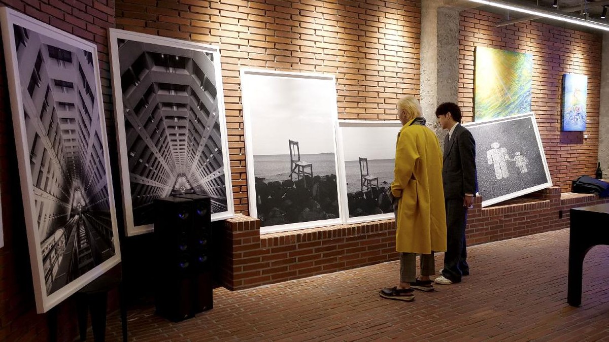 FOTO: Karya Seni Idol K-pop Akan Ditampilkan di London