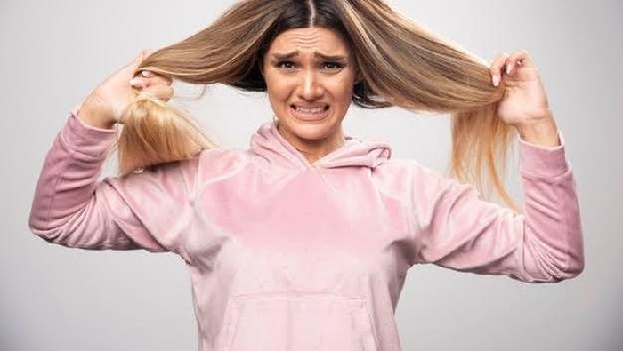 Haircare Routine yang Benar Agar Rambut Tidak Mengembang Seperti Singa