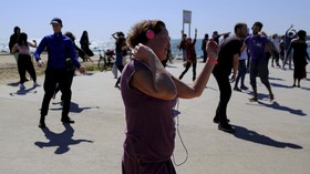 'Silent Disco' Jadi Pelipur Lara Para 'Ravers' di Barcelona