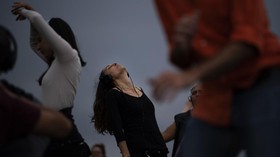 FOTO: Disko Senyap Sambil Jaga Jarak