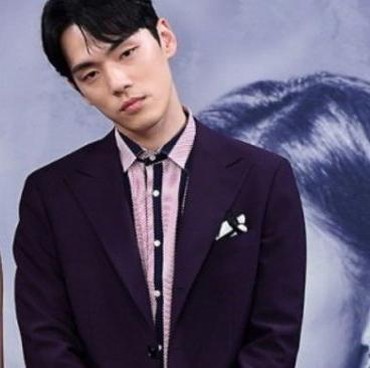 Heboh Sikap Kasar Kim Jung Hyun ke Seohyun SNSD akibat Eks Pacar?