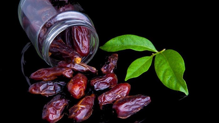 Mengapa Kurma Cocok Jadi Makanan Buka Puasa? Ini Penjelasan Ilmiahnya