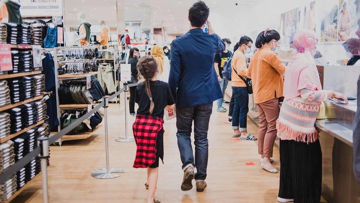 Daniel Mananta baru-baru ini memperlihatkan momen kebersamaannya dengan sang anak yang selama ini jarang diperlihatkan&period; Yuk intip beberapa momen kebersamaan Daniel dan sang anak&excl;