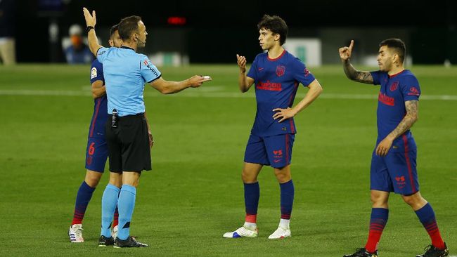 Persib ke Semifinal, Atletico Gusur Real Madrid Berita menarik dari dunia olahraga mulai dari Persib lolos ke semifinal Piala Menpora hingga Atletico kembali ke puncak klasemen.