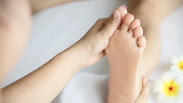 Rekomendasi Foot Cream untuk Kulit Kaki yang Kering Rekomendasi Foot Cream untuk Kulit Kaki yang Kering