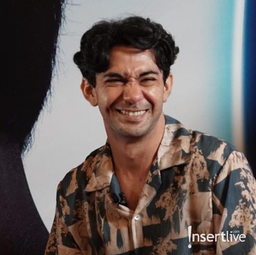 5 Potret Terbaru Reza Rahadian Usai Cerita soal Jadi Mualaf