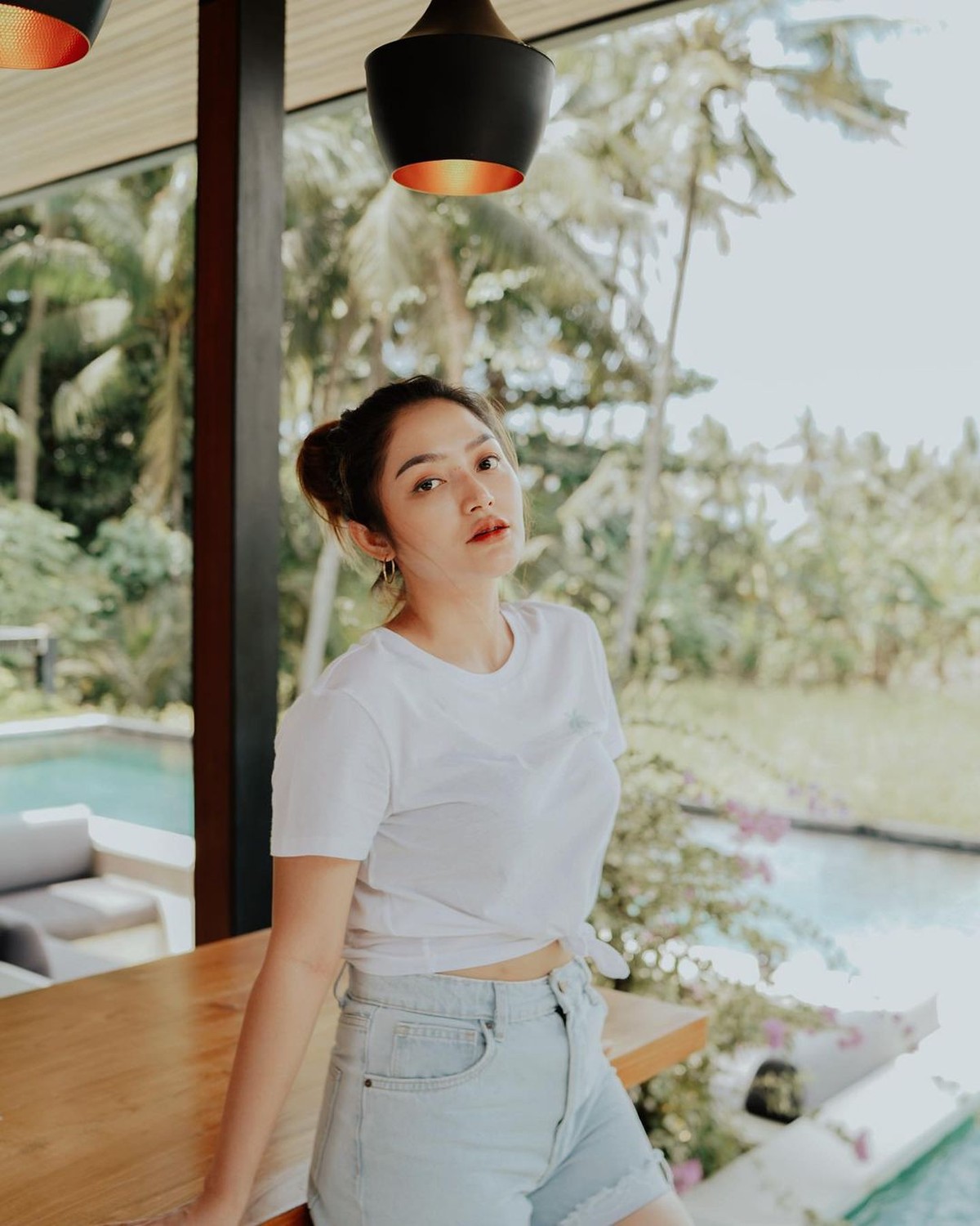 Siti Badriah disebut Lesti Kejora sebagai penyanyi dangdut dengan suara paling jelek&period; Berikut ini potret Siti Badriah&excl;