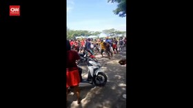 VIDEO: 2 Perguruan Silat Tawuran, Belasan Orang Terluka