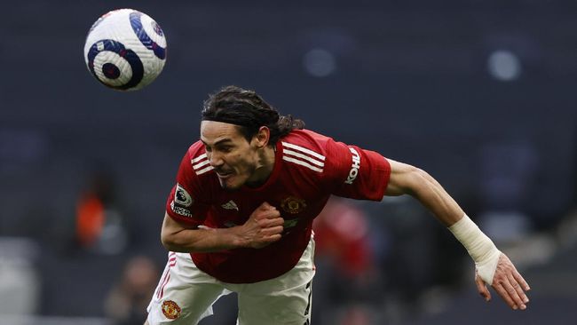 Cavani Disebut Hengkang dari MU demi Boca Juniors Edinson Cavani dikabarkan telah memutuskan hengkang dari Manchester United di akhir musim untuk bergabung dengan Boca Juniors.