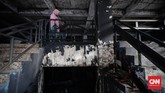 FOTO: Hangus dan Jelaga Sisa Kebakaran Pasar Minggu Pasar Inpres Pasar Minggu, Jakarta Selatan hangus dilalap si jago merah. Kebakaran terjadi Senin (12/4) malam membuat pedagang kehilangan kios tempat berjualan.