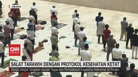 VIDEO: Salat Tarawih Dengan Protokol Kesehatan Ketat