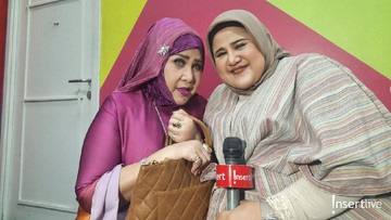 Update Informasi Selebriti InsertLive : Elvy Sukaesih Ingin Punya Anak Lagi di Usia 74 Tahun, Dhawiya Gak Mau Punya Adik