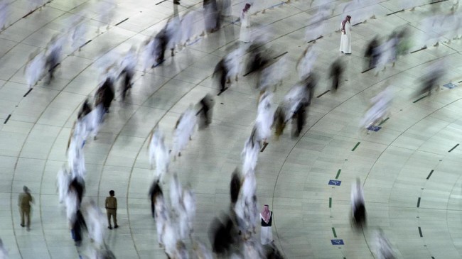 Setelah bertemu menteri haji Saudi, Menag Yaqut berharap tak lama lagi jemaah dari RI bisa melakukan umrah.
