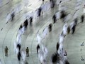 Cegah Covid, Saudi Sebar Robot Bawa Air Zamzam untuk Haji
