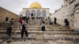 FOTO: Kompleks Masjid Al Aqsa Bersolek saat Ramadan