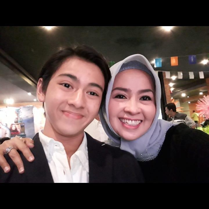<p>Pemeran Munaroh pacar Mandra dalam serial <em>Si Doel Anak Sekolahan</em>, memiliki nama asli Maryati Tohir, Bunda.  (Foto: Instagram @maryati.tohirr)</p>