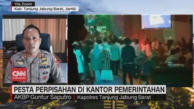 VIDEO: Pesta Perpisahan Di Kantor Pemerintahan