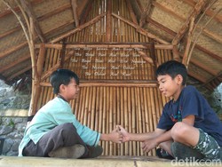 Menengok Kerukunan Warga Muslim-Sunda Wiwitan di Kampung Adat Cireundeu Cimahi