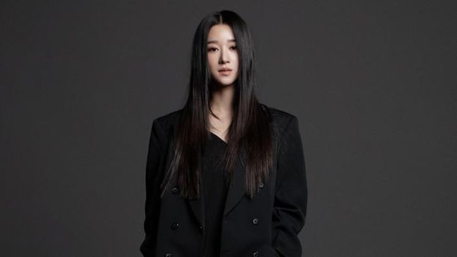 Seo Yea-ji disebut-sebut menjadi penyebab dari sikap dingin Kim Jung-hyun terhadap Seohyun SNSD saat membintangi drama Time pada 2018.