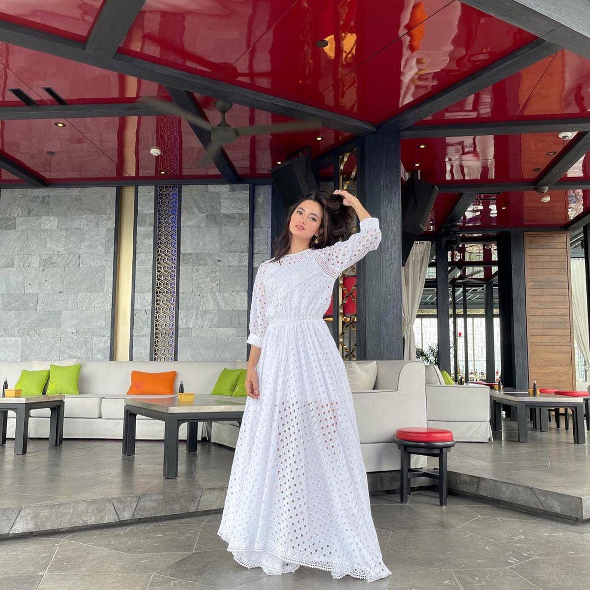 Ririn Ekawati kini dikabarkan tengah berbadan dua&period; Yuk kita intip potret cantik Ririn&excl;