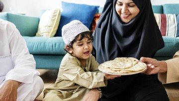 CARA MENJELASKAN ANAK IDUL FITRI DI TENGAH PANDEMI