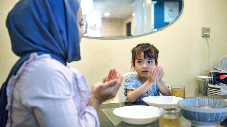 Anak Puasa Anak Puasa