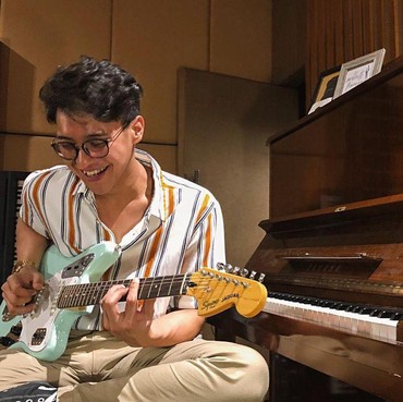 Lirik Lagu Orang Utan - Ardhito Pramono