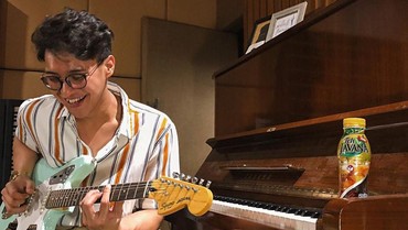 img-title Lirik Lagu Orang Utan - Ardhito Pramono
