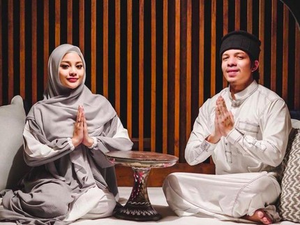 7 Potret Aurel Hermansyah Berhijab, Cantik dan Didoakan Istiqomah