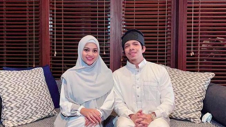 Aurel Hermansyah Berhijab