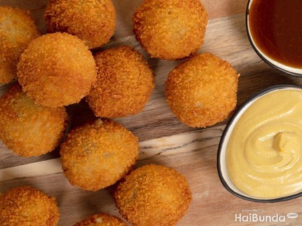 Menu Takjil: Bitterballen Gurih Isi Mozarella yang Meleleh di Mulut