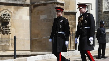 img-title Hadiri Pemakaman Pangeran Philip, Pangeran William-Harry Diharapkan Berdamai